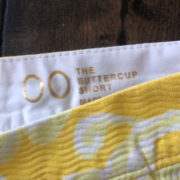 lilly pulitzer shorts - Picture 2 of 3